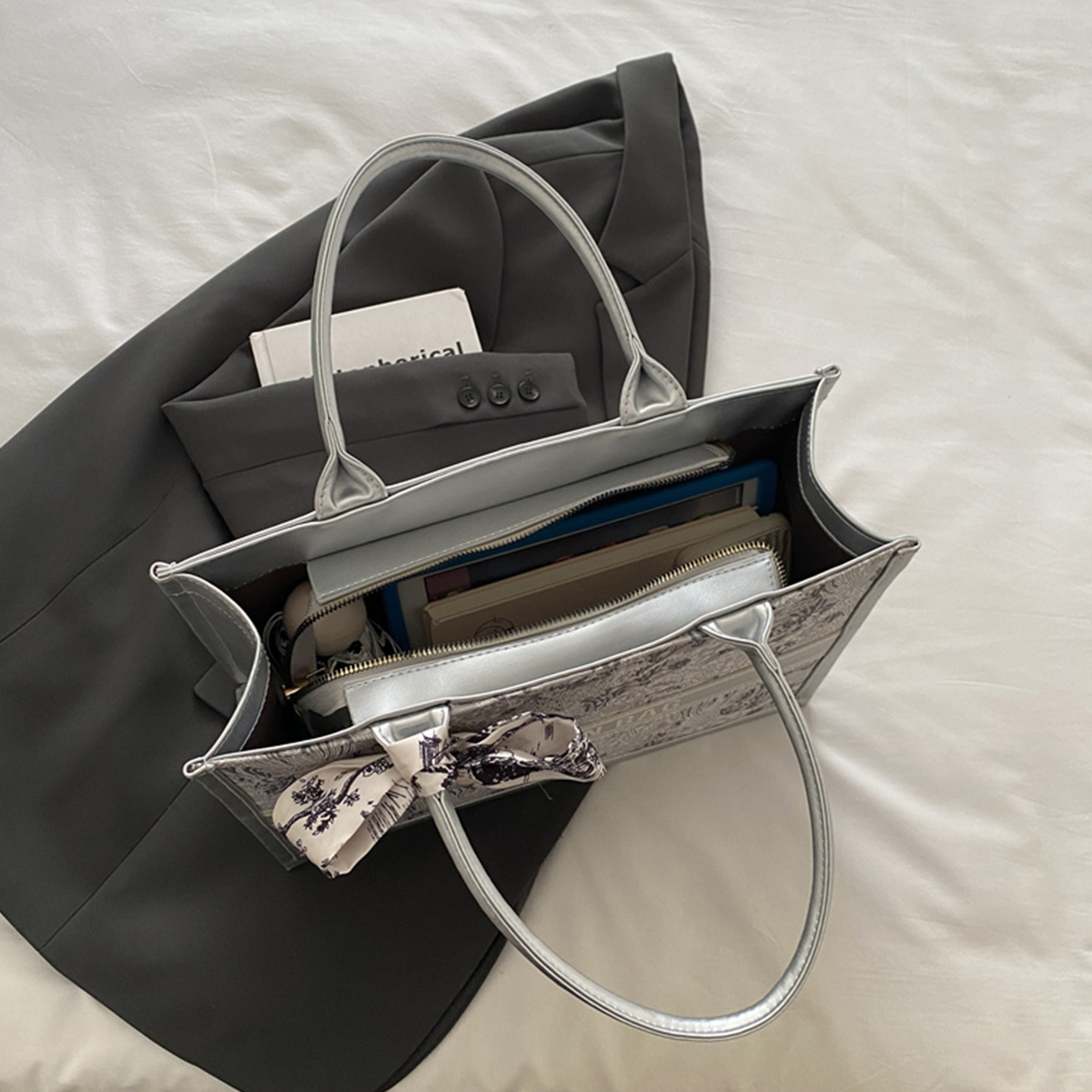 Luxury Elegant Women Tote Bag  - Luxury Bags Reseller ulasan dan harga
